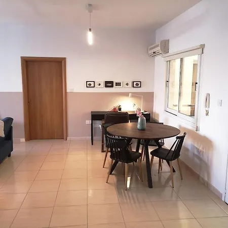 Yippee! At Ermou Square Amazing Location View Apartment